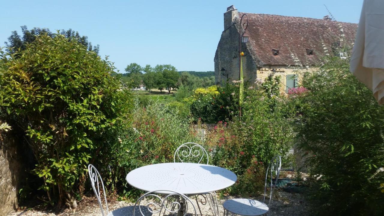 Hotel-Restaurant Cote Rivage Badefols-sur-Dordogne Exterior photo